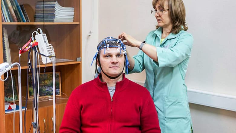 Российские учёные создали нейрокаску для управления беспилотниками силой мысли Российские учёные создали нейрокаску для управления беспилотниками силой мысли