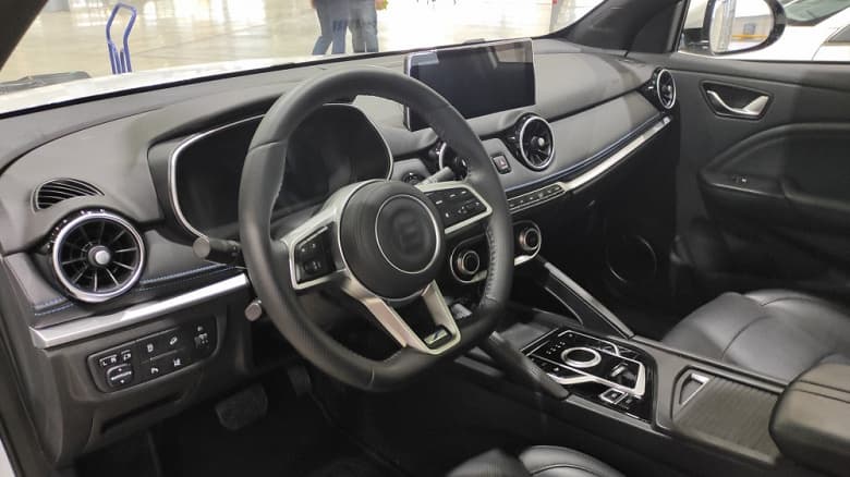 Что из себя представляет российский электрический кроссовер Evolute i-JOY за 3,5 миллиона рублей? Опубликован первый обзор новинки