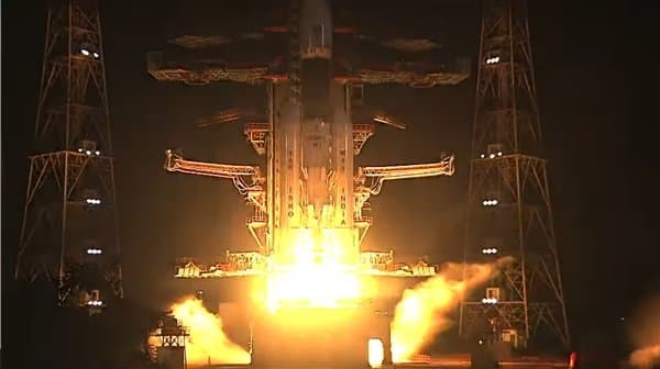 Индийская ракета LVM3 сделала то, что должна была сделать российская «Союз». Она запустила на орбиту 36 спутников OneWeb