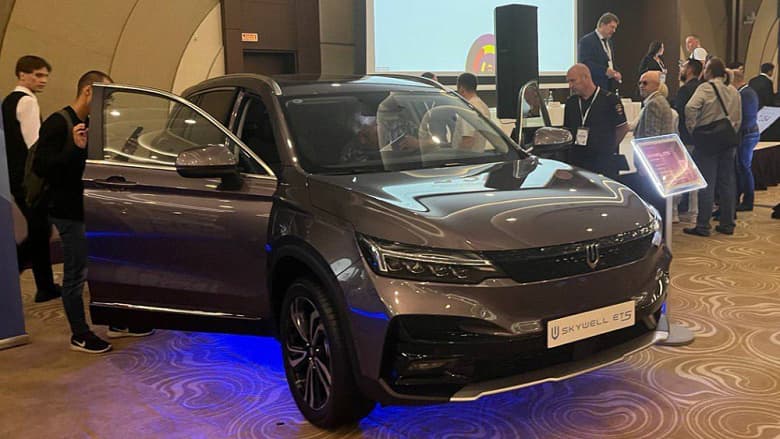 В России состоялась публичная премьера седана Chery Arrizo 5 Plus и электрического кроссовера Skywell ET5