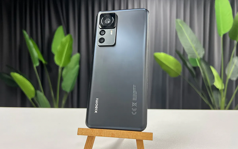 Дешевый телефон Xiaomi 12T Pro унизил флагманы iPhone и Samsung. Результаты нового сравнения в тесте Genshin Impact Дешевый телефон Xiaomi 12T Pro унизил флагманы iPhone и Samsung. Результаты нового сравнения в тесте Genshin Impact