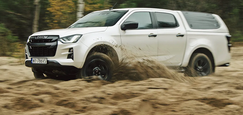 Японский автопроизводитель Isuzu изучает все возможности и может остаться на российском рынке