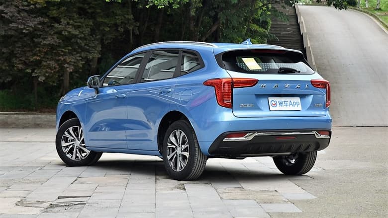 В России сертифицирован Haval Jolion китайской сборки. У него необычный дизайн и полный привод