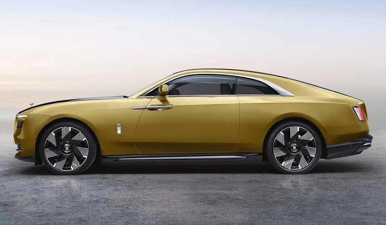 585 л.с. и 4,5 с до 100 км/ч за 400 000 долларов. Представлен Rolls-Royce Spectre – первый серийный электромобиль марки