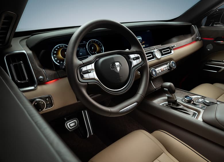 Подсчита стоимость страховки российского кроссовера Aurus Komendant, который стоит 33,7 млн рублей