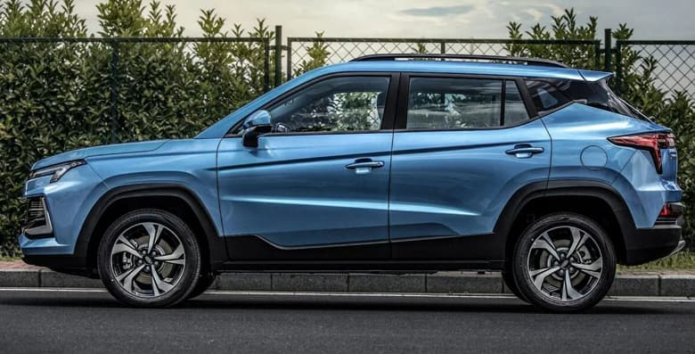 В России представлен новый кроссовер JAC JS4