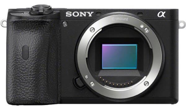 Не прошло и года: Sony возобновила производство камеры Alpha a6600