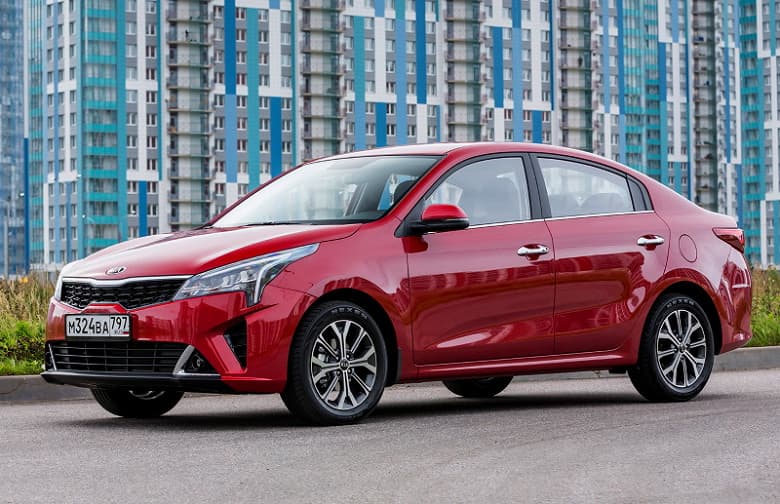 KIA Rio больше не самый продаваемый корейский автомобиль в России