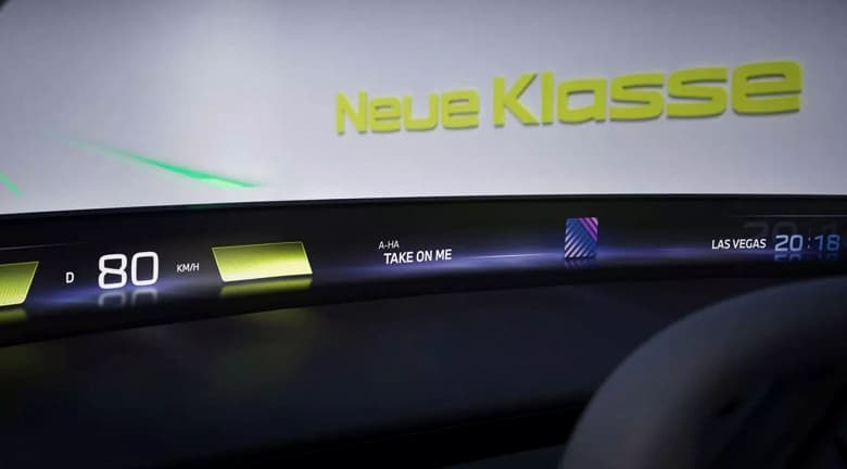 Без панели приборов, экранов и привычных клавиш. BMW показала интерьер будущих серийных автомобилей