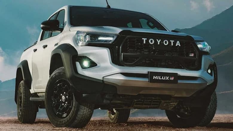 Представлена самая мощная версия пикапа Toyota Hilux – с форсированным турбодизелем объемом 2,8 л