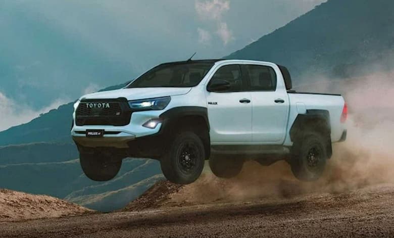 Представлена самая мощная версия пикапа Toyota Hilux – с форсированным турбодизелем объемом 2,8 л