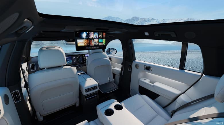 449 л.с., 1100 км на баке бензина, 4 экрана, 21 динамик. Анонсирован Li Auto L7 – «младший брат» лучшего китайского авто 2022 года