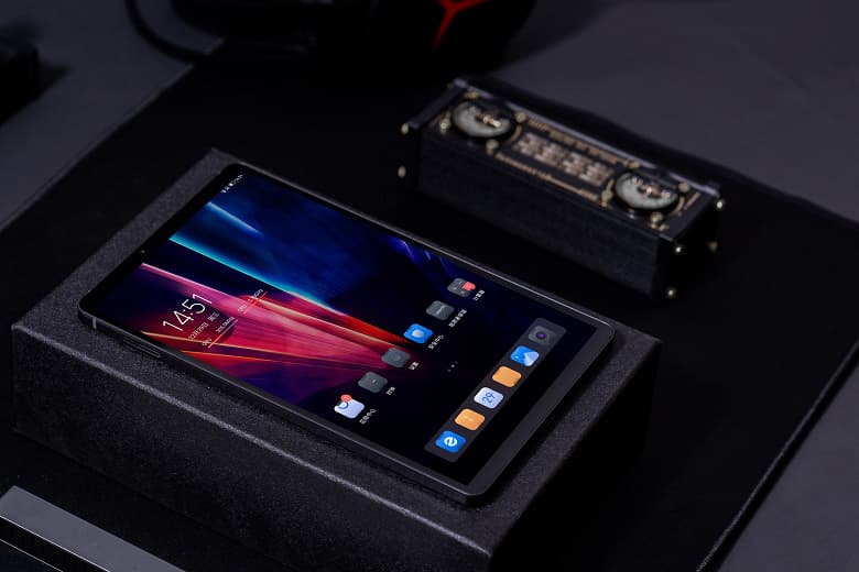 Игровой планшет Lenovo Legion Y700 скоро может появиться на мировых рынках Игровой планшет Lenovo Legion Y700 скоро может появиться на мировых рынках