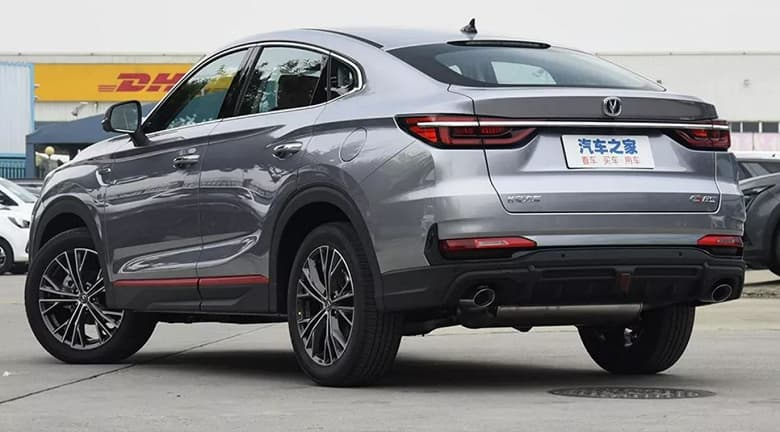 До России добрался конкурент BMW X4 и Geely Tugella от Changan. За кросс-купе Changan CS85 просят 3,3 млн рублей