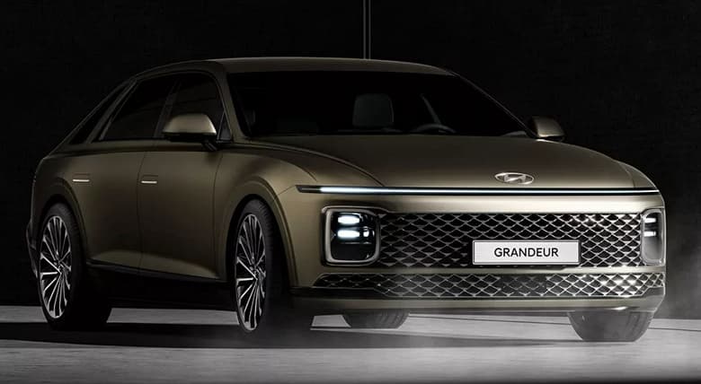 Двигатель V6 мощностью 300 л.с., полный привод и 8-ступенчатый автомат. Флагманский седан Hyundai Grandeur 2023 доступен в РФ и в топовой версии