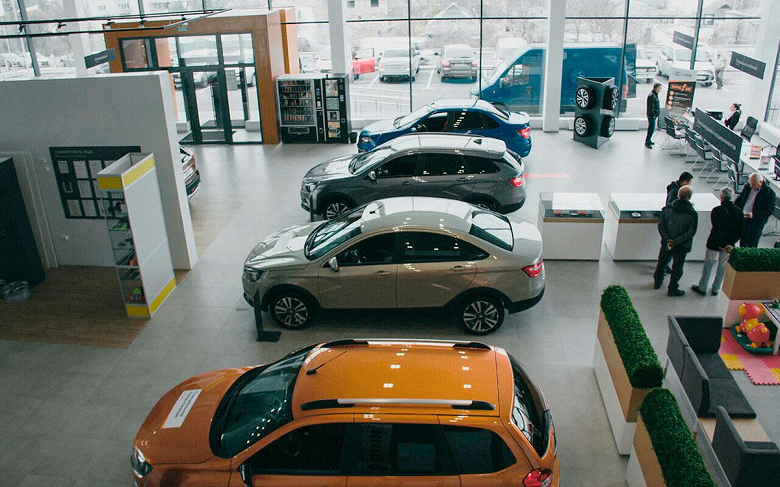 Скидки до 25% на автомобили Lada, УАЗ, ГАЗ, Haval и Evolute: в России возобновлена программа льготного автокредитования