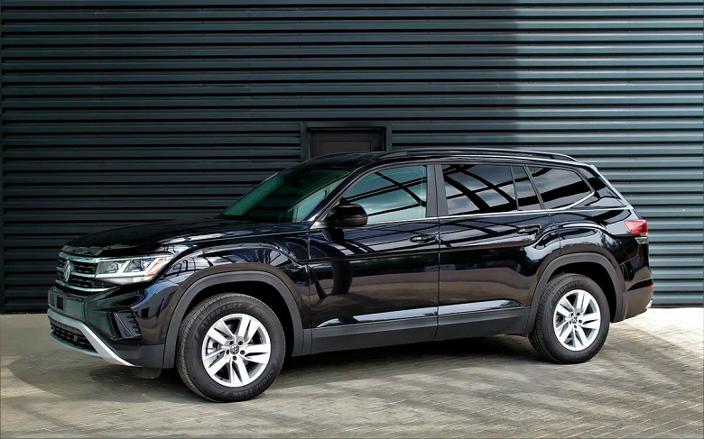 В России начались продажи большого кроссовера Volkswagen Atlas В России начались продажи большого кроссовера Volkswagen Atlas