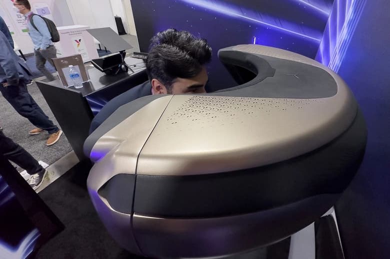 И RTX 4090 вряд ли хватит: на CES 2023 показали огромный монитор для полного погружения в игры И RTX 4090 вряд ли хватит: на CES 2023 показали огромный монитор для полного погружения в игры