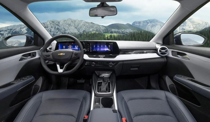 В Россию привезли китайский аналог Chevrolet Cruze