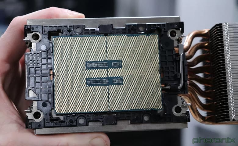 Иногда два новейших 60-ядерных CPU Intel проигрывают одному 96-ядерному монстру AMD. Появились масштабные тесты Xeon 8490H Иногда два новейших 60-ядерных CPU Intel проигрывают одному 96-ядерному монстру AMD. Появились масштабные тесты Xeon 8490H