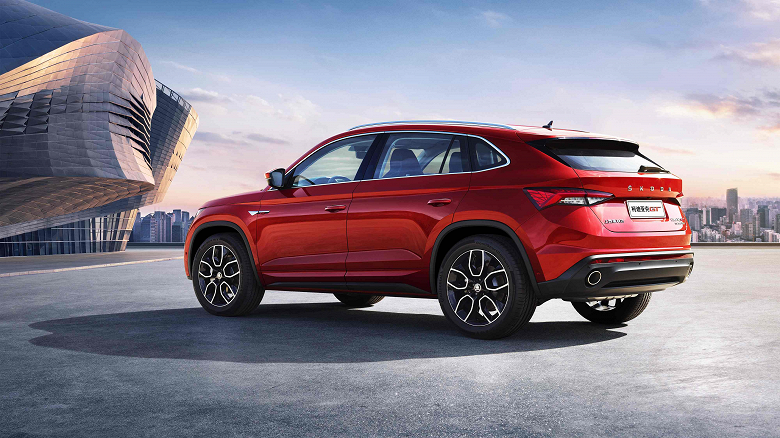 Другой Skoda Kodiaq GT впервые появился в России. Он сильно отличается от обычного Kodiaq