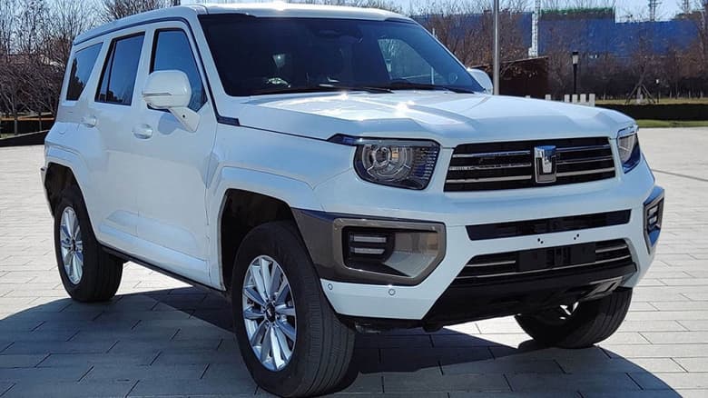 Еще один «гражданский танк» готов к выпуску. В Китае рассекретили серийную версию внедорожника Tank 700 Еще один «гражданский танк» готов к выпуску. В Китае рассекретили серийную версию внедорожника Tank 700