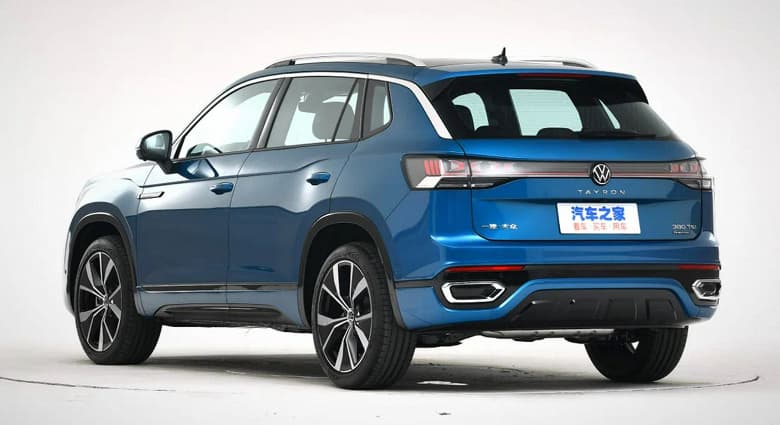 В Россию приехала большая партия кроссоверов Volkswagen Tayron. Сколько просят за аналог Tiguan?