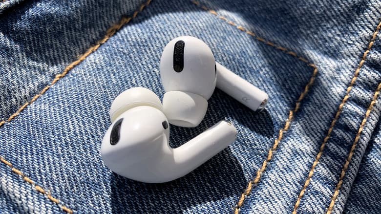 Apple снизойдёт до конкуренции с Xiaomi, Huawei и остальными? Наушники AirPods Lite якобы будут стоить всего 100 долларов