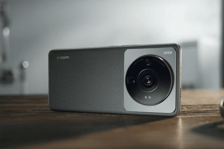 Xiaomi может показать на MWC глобальные версии Xiaomi 13 и 13 Pro, а анонс Xiaomi 13 Ultra приберечь на потом