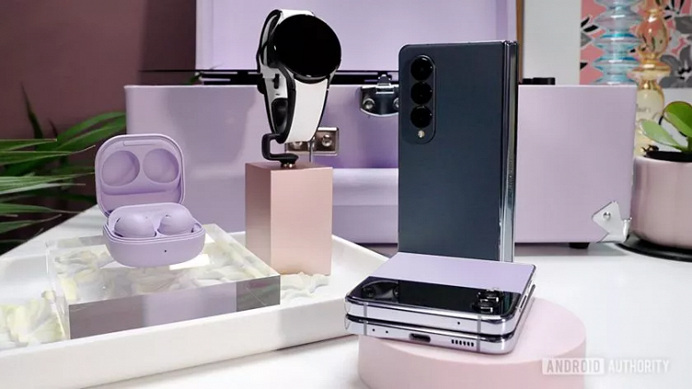 Samsung улучшила работу с камерой на своих беспроводных наушниках и умных часах