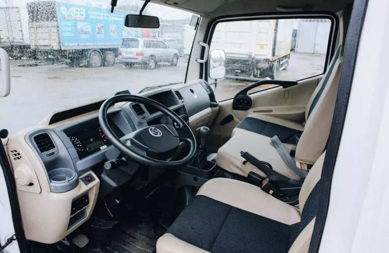 Россияне начали покупать автомобили из Индии, они попали в статистику продаж