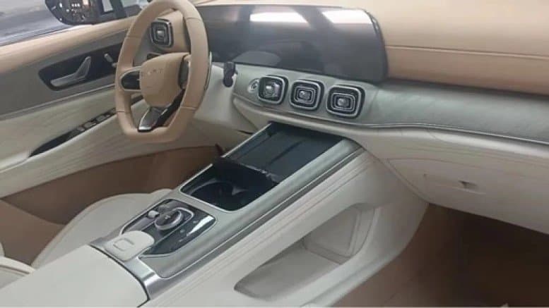 253 л.с., 7 мест и 8-ступенчатый «автомат» в перспективе. В Китае начали выпускать Chery Tiggo 9 – самый большой кроссовер автопроизводителя