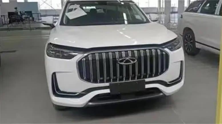 253 л.с., 7 мест и 8-ступенчатый «автомат» в перспективе. В Китае начали выпускать Chery Tiggo 9 – самый большой кроссовер автопроизводителя 253 л.с., 7 мест и 8-ступенчатый «автомат» в перспективе. В Китае начали выпускать Chery Tiggo 9 – самый большой кроссовер автопроизводителя