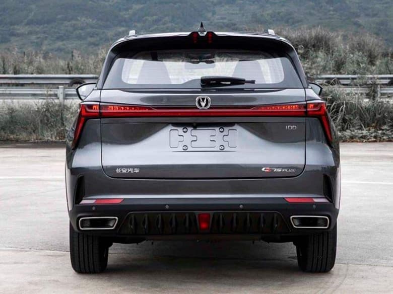 В Китае представлен экономичный Changan CS75 Plus. Расход 1,46 л на 100 км и запас хода 1200 км