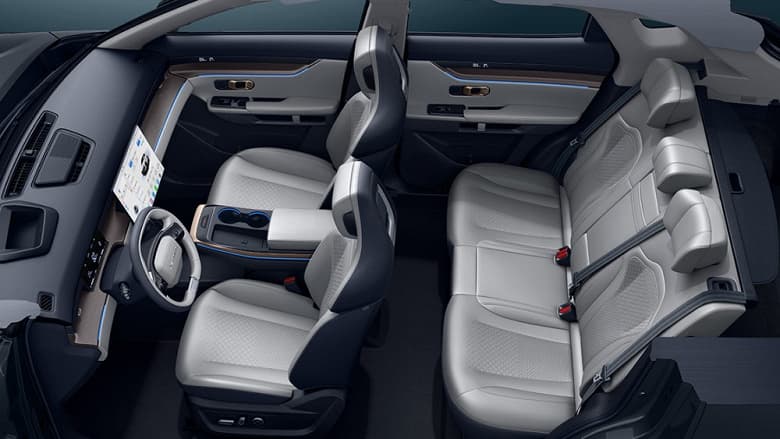 Chery привезет в РФ 186-сильный кроссовер с дизайном как у Lamborghini Urus и ценой всего 2,2 млн рублей. Что это за модель?