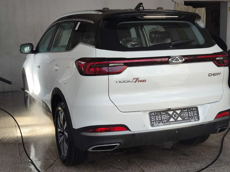 На российском автомобильном рынке иномарок новый лидер: названы самые продаваемые модели Chery у россиян