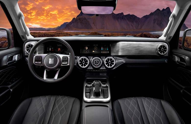 Первый «гражданский танк» уже можно официально купить в РФ. У внедорожника Tank 300 двигатель мощностью 220 л.с., 8-ступенчатый «автомат» и постоянный полный привод