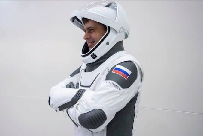 Экипаж Crew-6 с Андреем Федяевым прибыл на космодром во Флориде