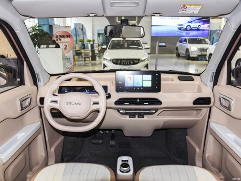 Современный электромобиль дешевле 6 000 долларов. Представлен Geely Panda mini