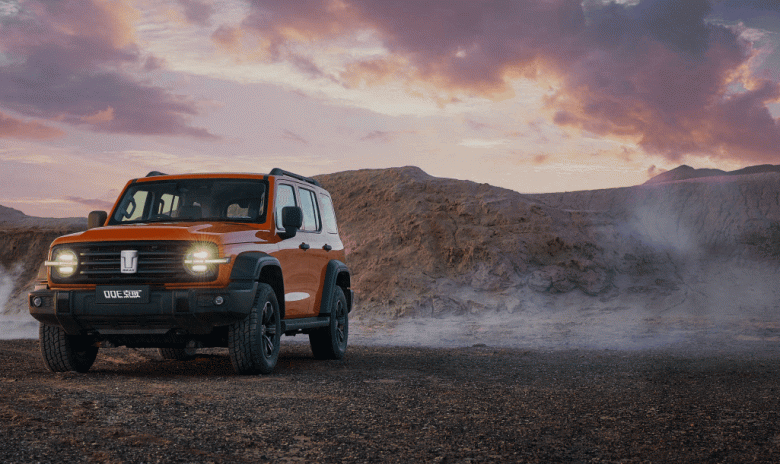 Первый «гражданский танк» уже можно официально купить в РФ. У внедорожника Tank 300 двигатель мощностью 220 л.с., 8-ступенчатый «автомат» и постоянный полный привод