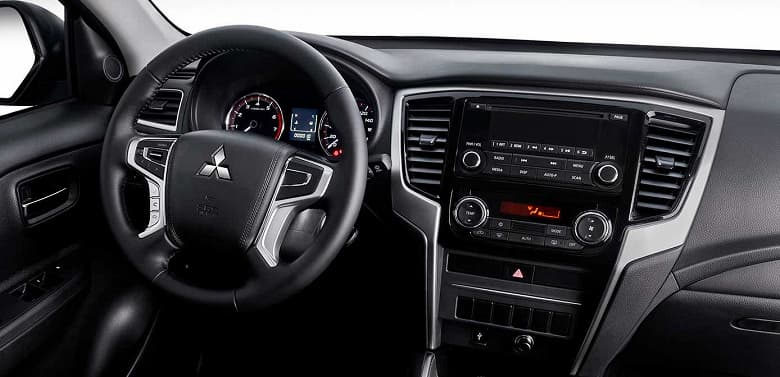 В продаже в РФ появились пикапы Mitsubishi L200 2023 года, со 181-сильным дизелем и полным приводом. Сколько за них просят?