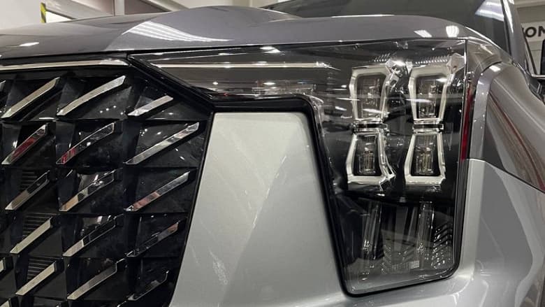 «Хрустальные» фары, 252 л.с. и 8-ступенчатый «автомат». В России уже сертифицируют большой кроссовер GAC GS8 второго поколения, опубликованы живые фото