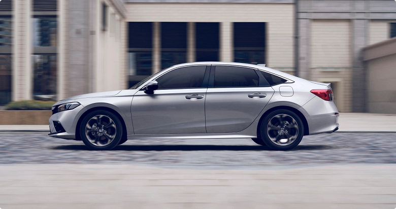 В России начали продавать новые Honda Civic. Цены уже известны