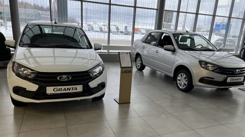 Глава АвтоВАЗа рассказал, почему автомобили Lada не могут подешеветь Глава АвтоВАЗа рассказал, почему автомобили Lada не могут подешеветь