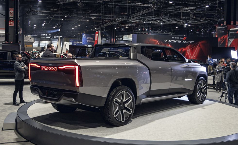 Концепт RAM 1500 Revolution превратится в серийный автомобиль RAM 1500 Rev