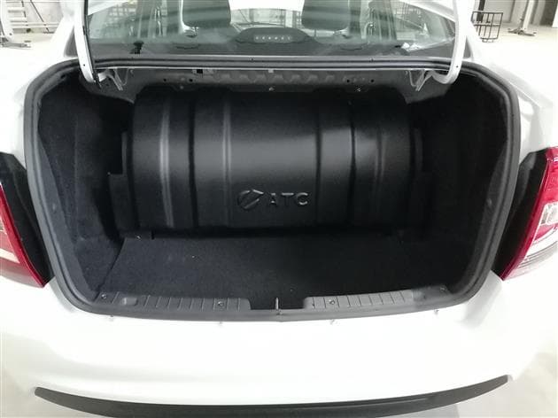 Метановые Lada Granta получили отечественный газовый баллон. Он может появиться в битопливных Lada Largus и Lada Vesta