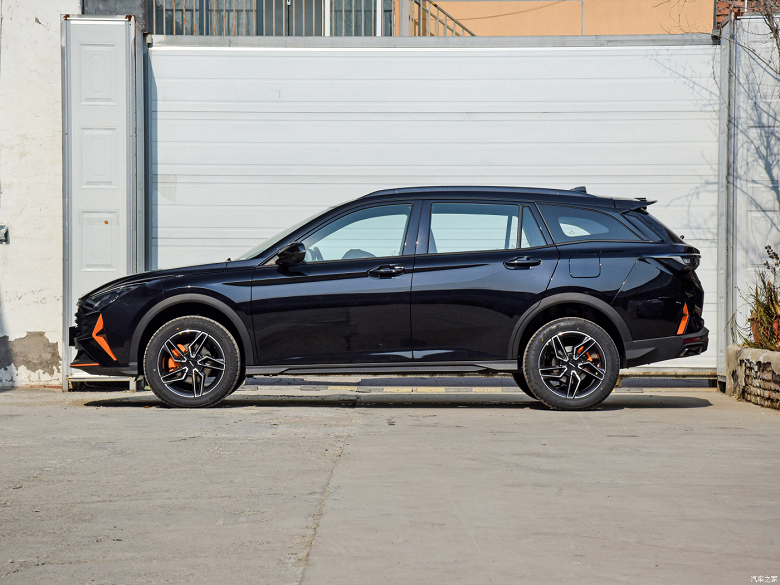 Конкурент Omoda C5 и Haval Jolion за $12,4 тыс. долларов. Представлен кроссовер Dongfeng Fengshen Yixuan GS Mach