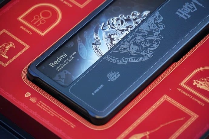 Redmi Note 12 Turbo и Redmi Note 12 Turbo Harry Potter Edition показали вживую после анонса Redmi Note 12 Turbo и Redmi Note 12 Turbo Harry Potter Edition показали вживую после анонса
