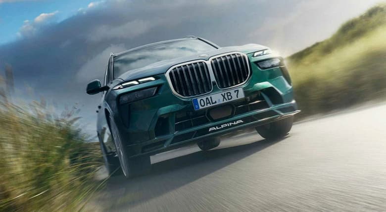 Большой эксклюзивный кроссовер BMW X7 доступен для заказа в России. Дилер готов привезти под заказ Alpina XB7 2023 года – сколько просят за 620- сильный авто?