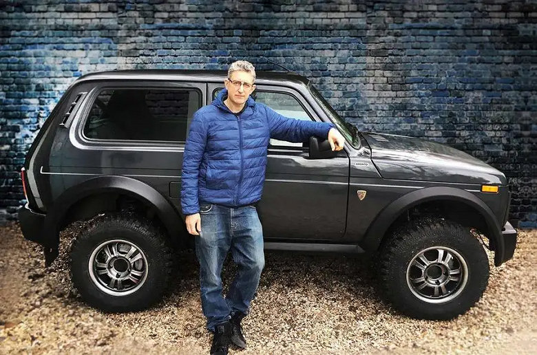 Последнюю новую Lada Niva в Великобритании выставили на аукцион, но машину на торопятся покупать Последнюю новую Lada Niva в Великобритании выставили на аукцион, но машину на торопятся покупать